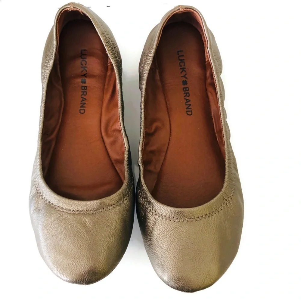 Lucky Brand woman’s flats size 7.5. Like new.